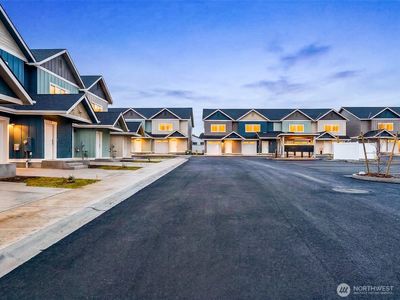 1075 Red Apple Road #E20