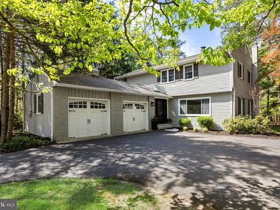41 Pontiac Dr