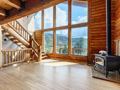 1498 Country Cir