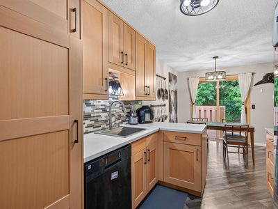 190 Wentworth Ave W APT C