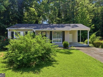 757 Alfred Rd NW