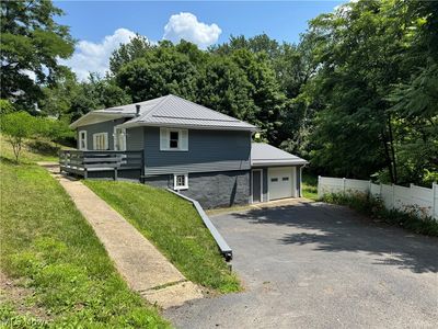 Property at 300 Henry Ave, East Liverpool, OH