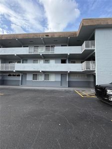 11005 SW 1st St APT 202