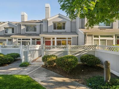 3687 Cabernet Vineyards Cir