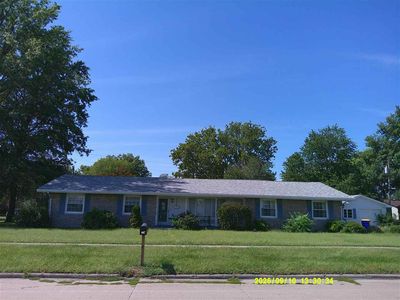 1205 N 4th Ave