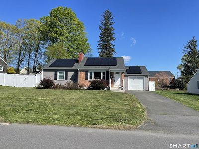 7 Hillscrest Road