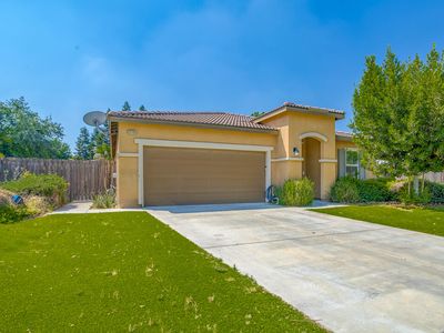 3715 W Buena Vista Avenue