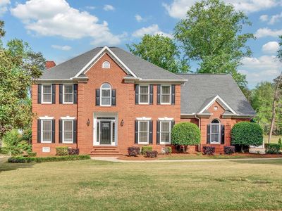 210 Ledgewood Way
