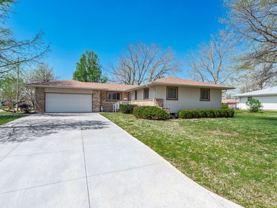357 Village Ln