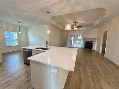 404 Mossyleaf Dr