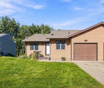 2228 Plaen View Dr