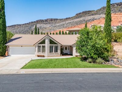 226 S Donlee Dr