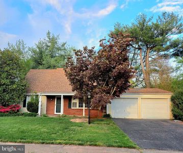 4407 Manor Hall Ln