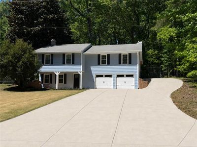 2672 Fairfield Dr SW