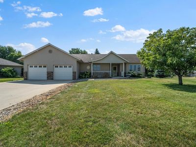 630 Dewberry Ln