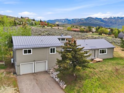 530 E Highland Dr