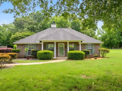 232 Silverstone Ln