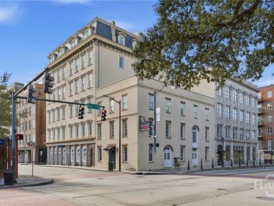 5 Whitaker Street #203E