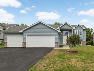 Property at 936 S Cedar St, Belle Plaine, MN