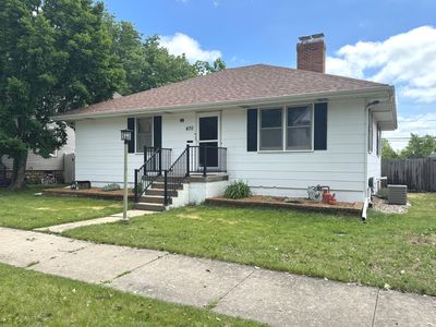 470 N Grand Ave