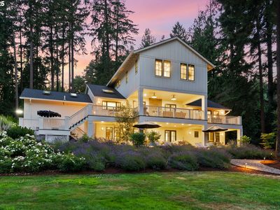2008 S Military Rd