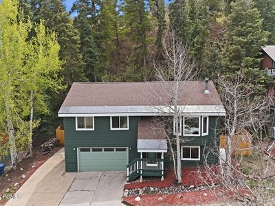 575 Aspen Dr