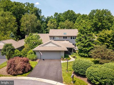 8 Tullamore Dr