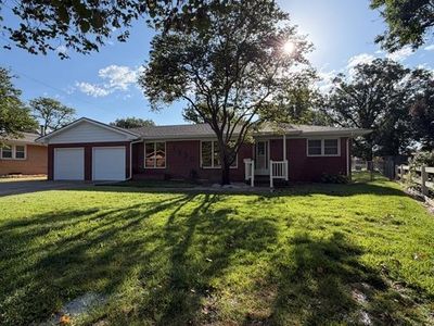 Property at 1336 Van Fleet Ln, Great Bend, KS