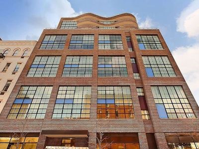 456 W 19th St APT 4A