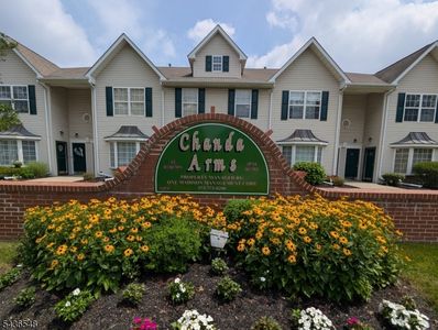 4 Chanda Ct #4