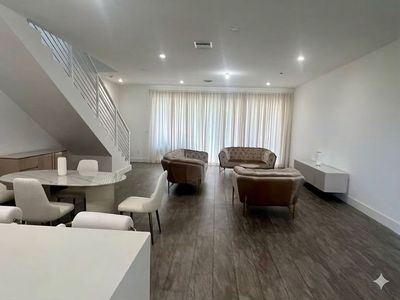 1045 18th Ave #307
