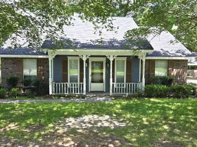 504 Stacey Ln