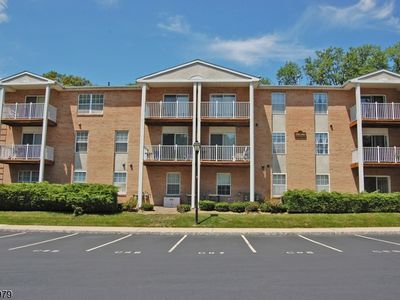Property at 154 Vista Dr BLDG 5 #154H, Cedar Knolls, NJ