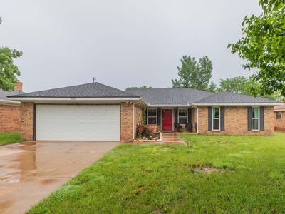7806 Cervin Dr