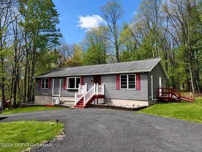 Property at 30 Burrwood Dr, Effort, PA