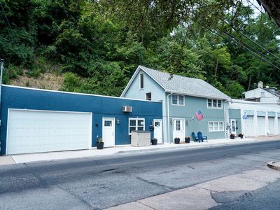 155 Bushkill Dr
