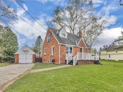 304 E Union St