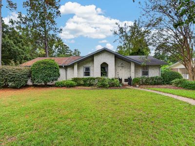 1800 Timberlane Rd