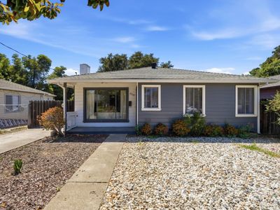2247 Menalto Ave