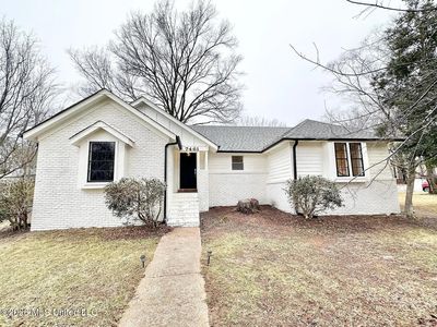 7461 Eastover Blvd
