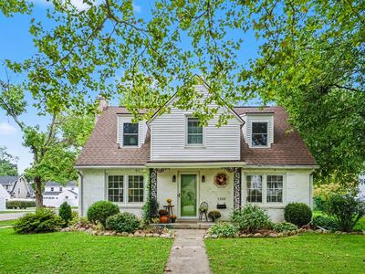 1205 Cambridge Dr