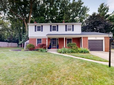 2046 Acton Rd NW