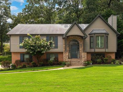 109 Saint Charles Dr