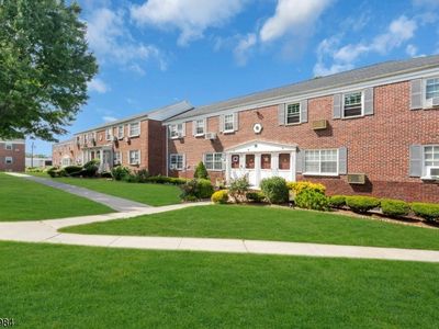16B W Roselle Ave BLDG 16 #B