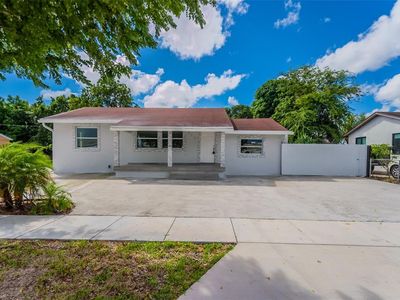 Property at 620 E 8th St, Hialeah, FL