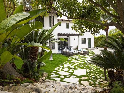 1336 Palos Verdes Dr W