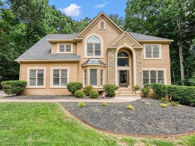 1038 Longwood Dr