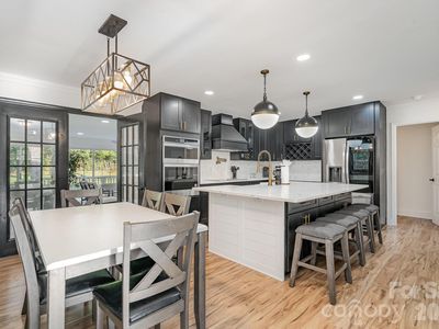 8823 Dartmoor Pl