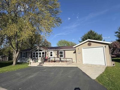 194 Hunters Glen