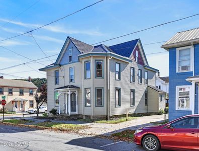 301 S 4th St